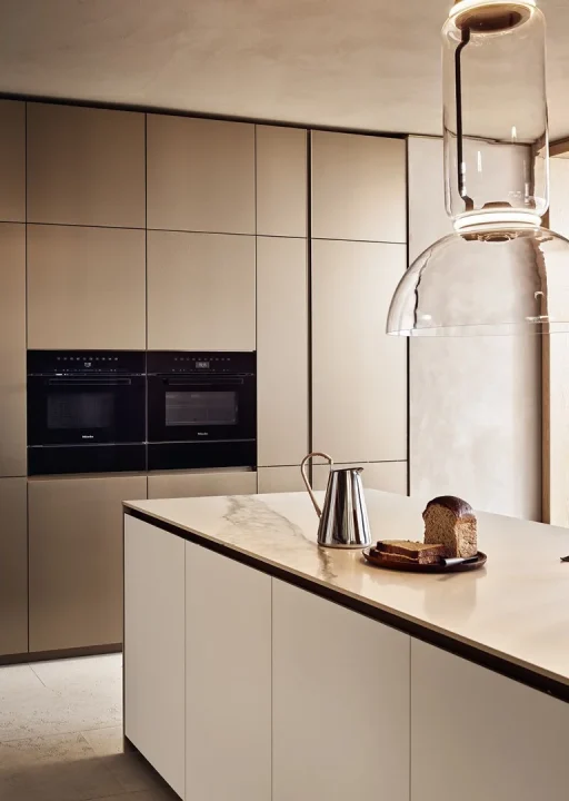 Poliform_cucine_ALEA_PRO_landing_960x1080px_01-1 Poliform_cucine_ALEA_PRO_landing_960x1080px_01-1